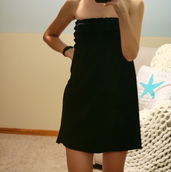 Essential Swim Cover-Up in Medium - Picture 4 of 6